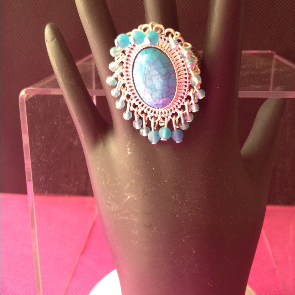 Ring - Picture 4 of 5